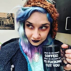 Meet your Posher, Tiffany